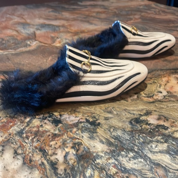 Gucci ‘Princetown’ Fur Horsebit Mules Zebra Slides - Picture 3 of 8
